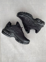 Nike Air Max TN negras