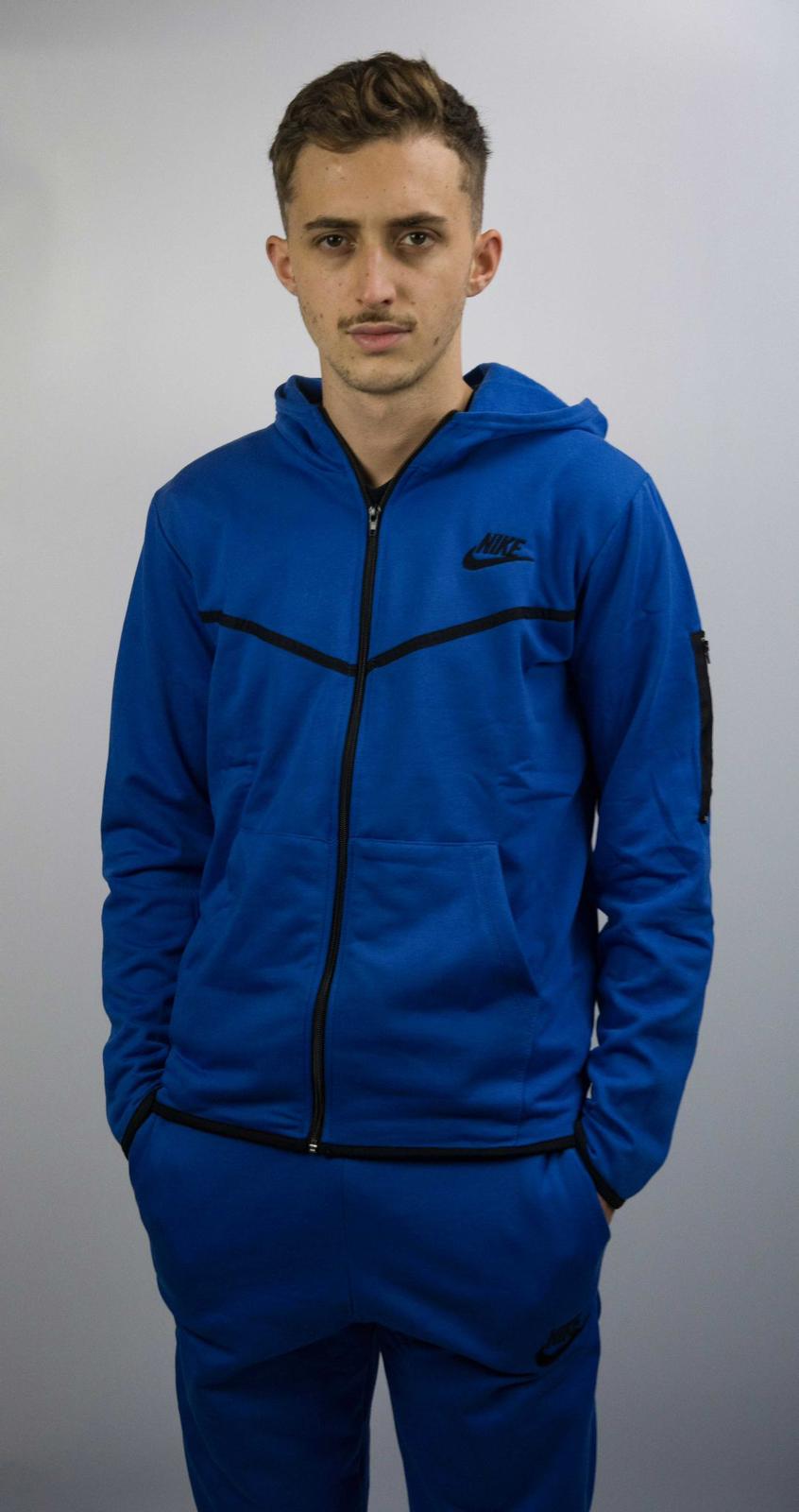 Chandal de Nike Tech Azul